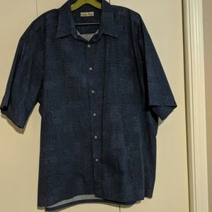 ⚡Never worn, Aztec print button down, XXL